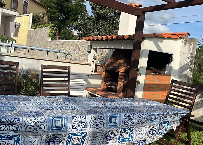 Citrus Tree House, Private Pool And Garden.